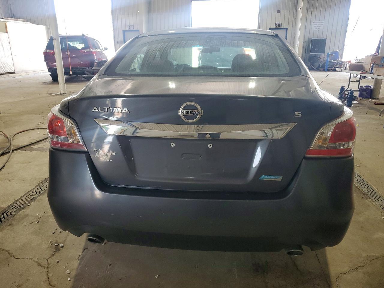 2013 Nissan Altima 2.5 - Фото 6