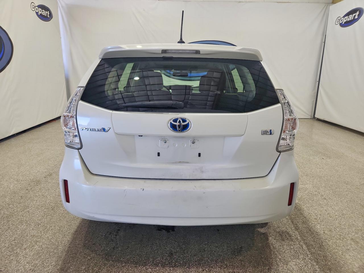 2014 Toyota Prius V Five - Image 6