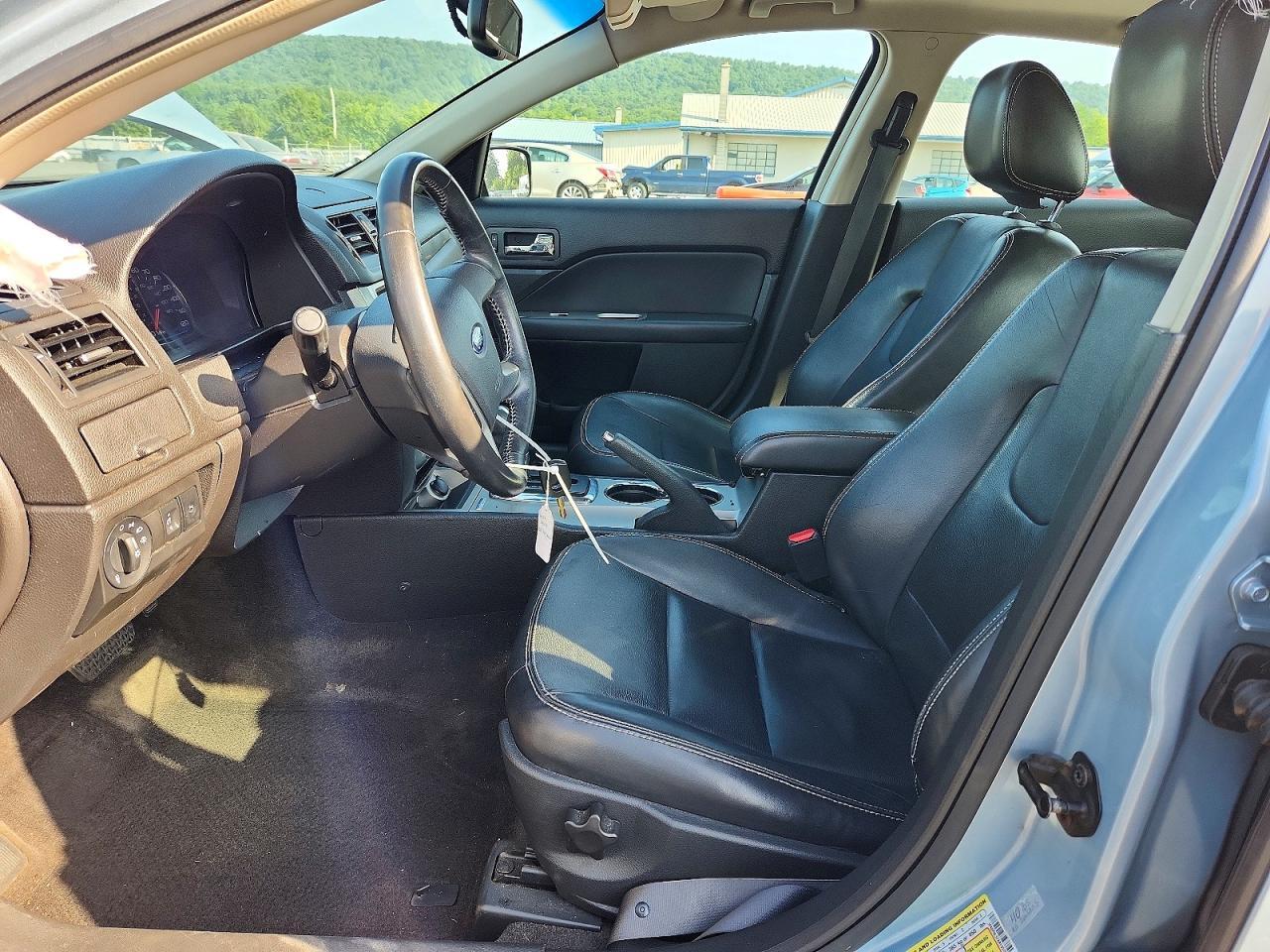 2010 Ford Fusion Hybrid - Image 7