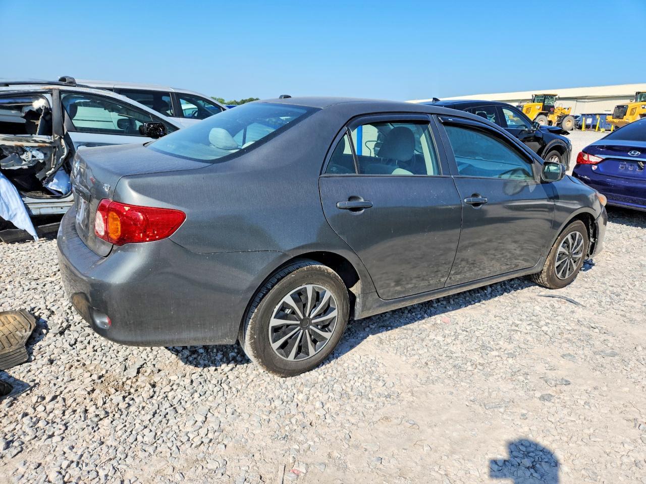 2010 Toyota Corolla Le - Image 3