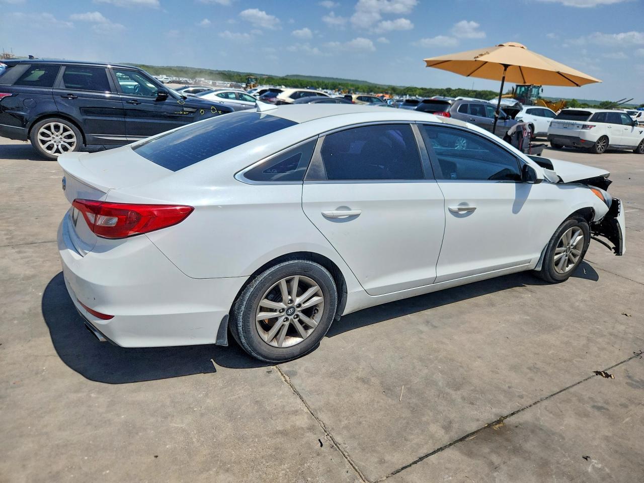 2016 Hyundai Sonata Se - Image 3