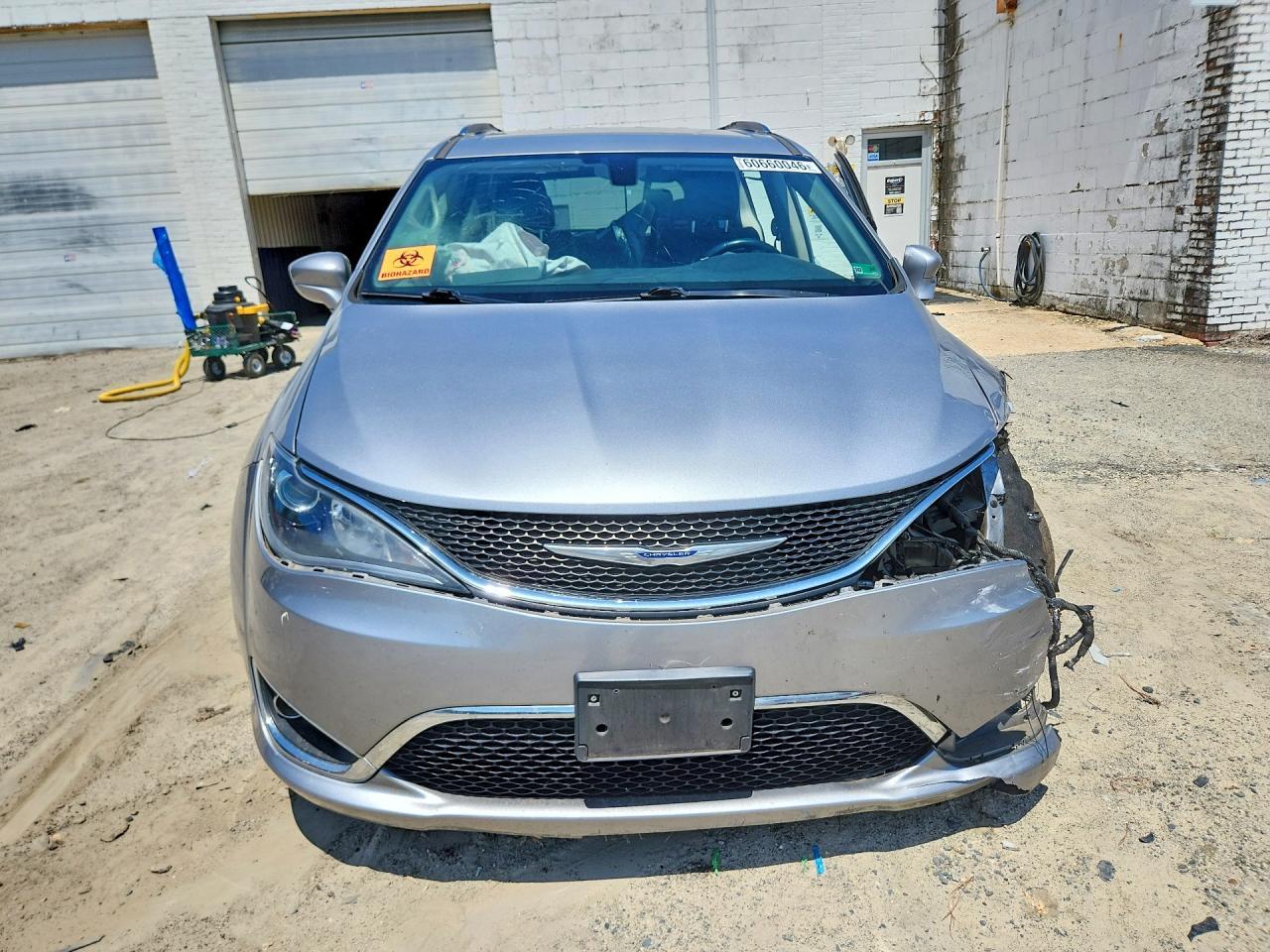 2020 Chrysler Pacifica Touring L - Image 5
