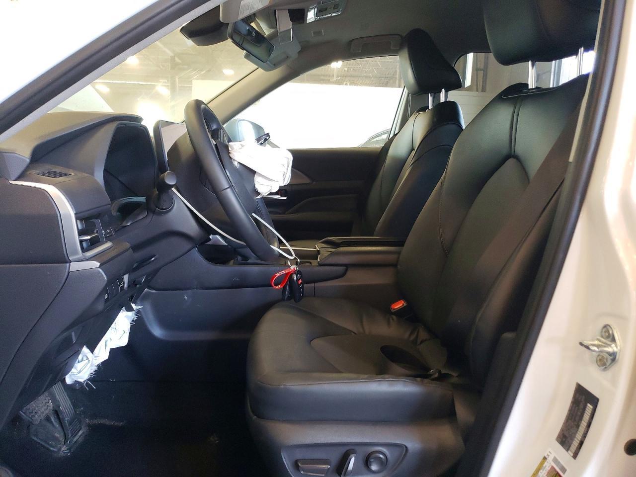 2025 Toyota Grand Highlander Hybrid Xle - Image 7