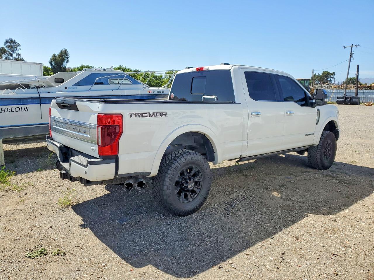 2020 Ford F250 Super Duty - Image 3