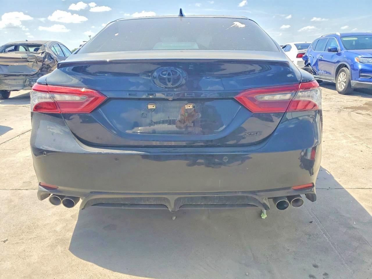 2022 Toyota Camry Xse - Image 6
