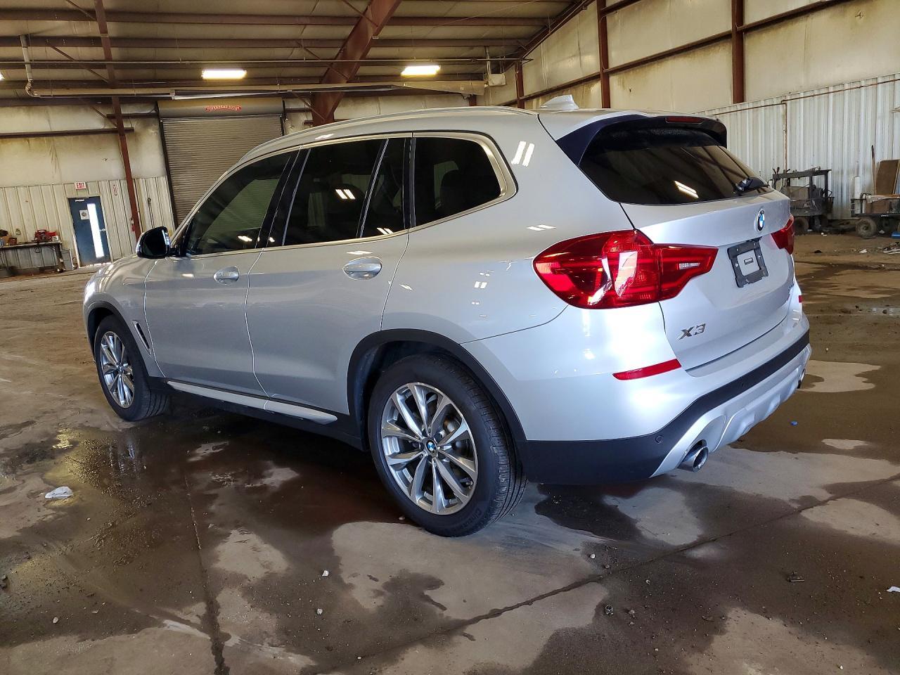 2018 BMW X3 xDrive30I - Фото 2