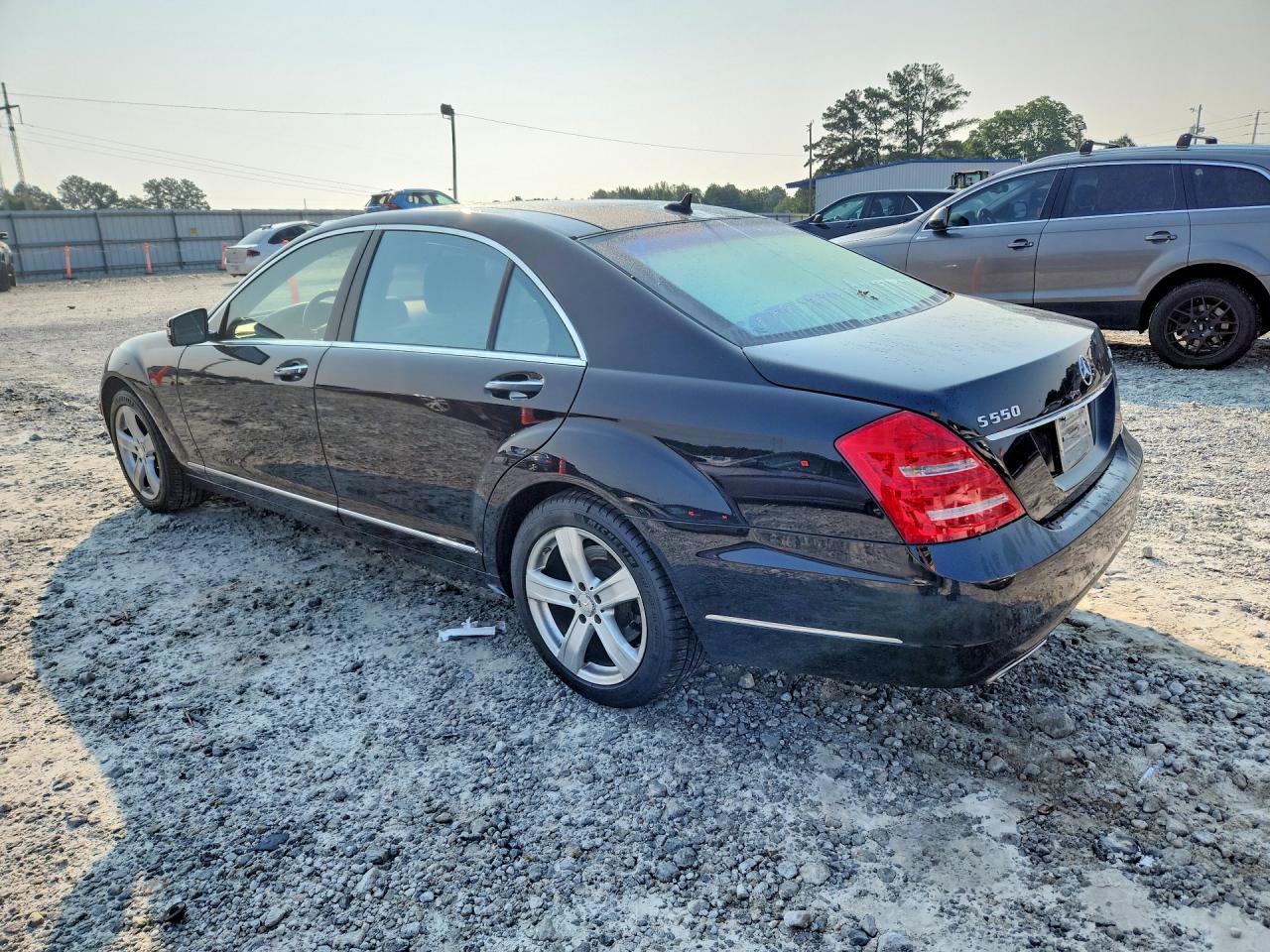 2012 Mercedes-Benz S 550 4Matic - Image 2