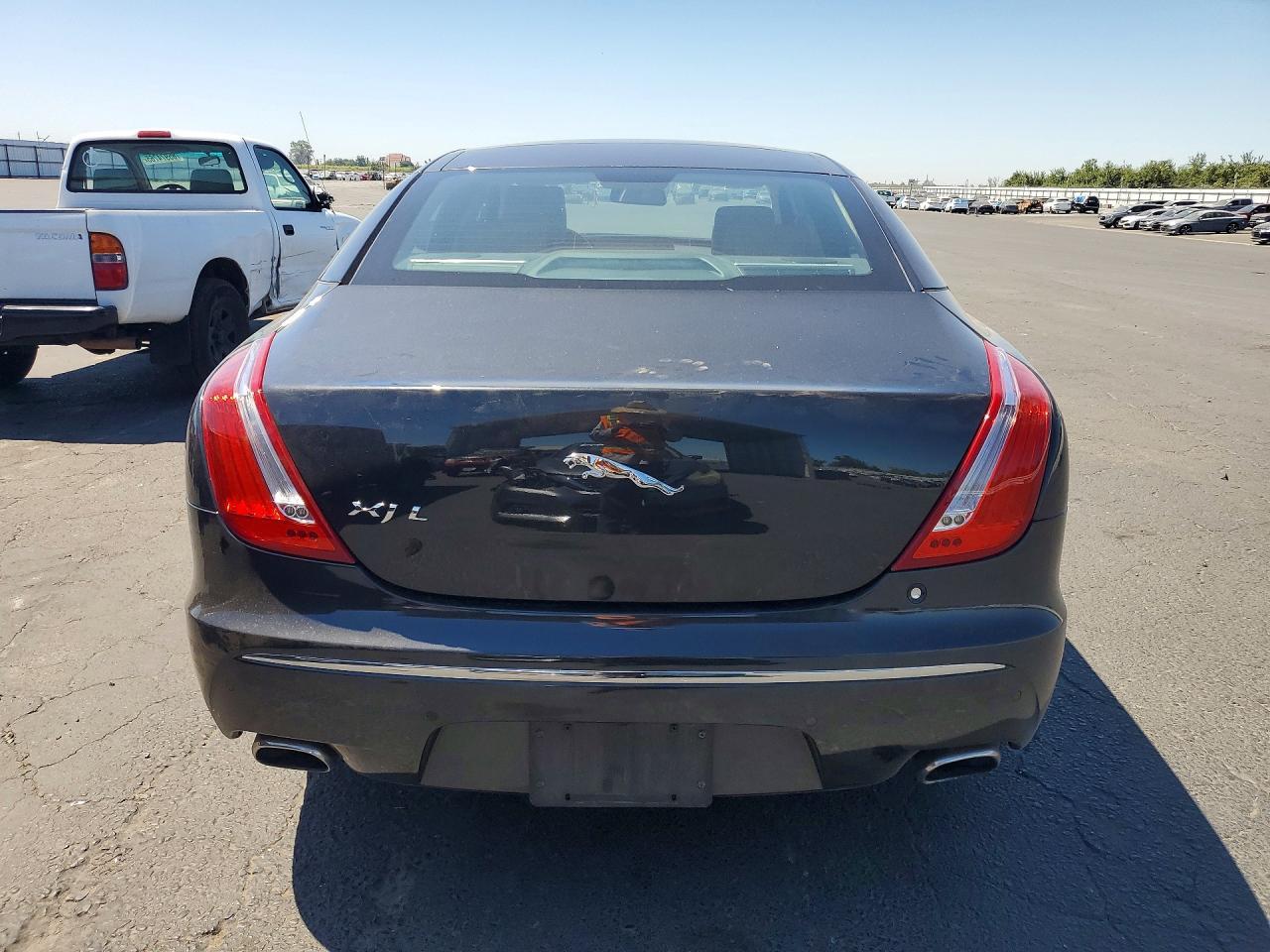 2011 Jaguar Xjl - Image 6