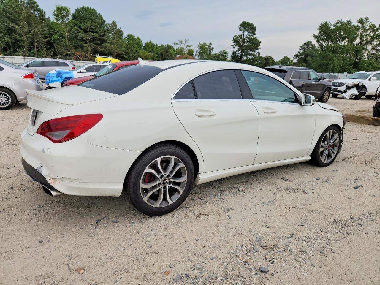 2016 Mercedes-Benz Cla 250 - Image 3