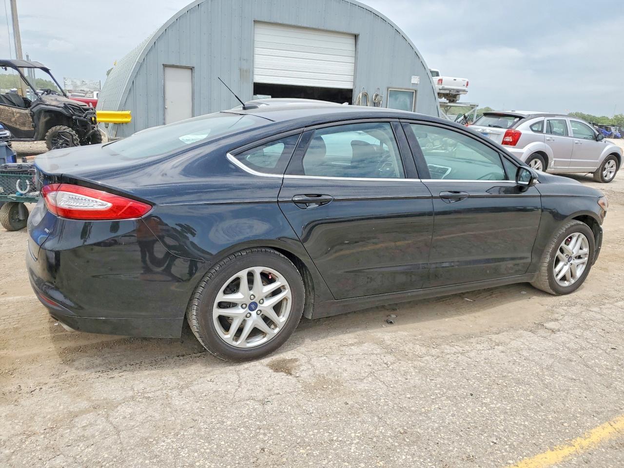 2016 Ford Fusion Se - Image 3
