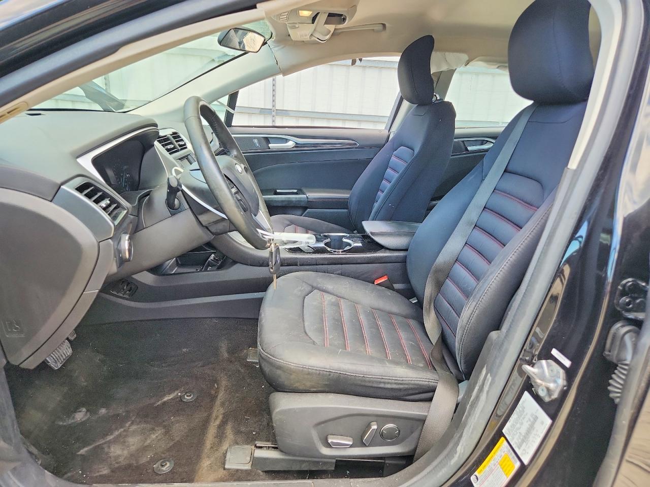 2015 Ford Fusion Se - Фото 7