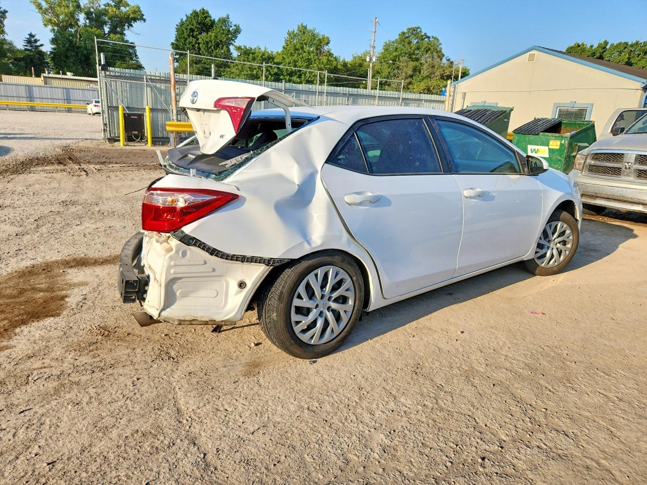 2019 Toyota Corolla Le - Фото 3