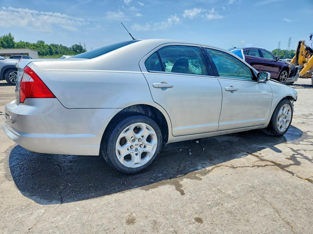 2010 Ford Fusion Se - Фото 3
