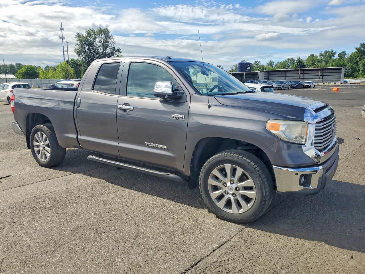 2014 Toyota Tundra Double Cab Limited - Image 4