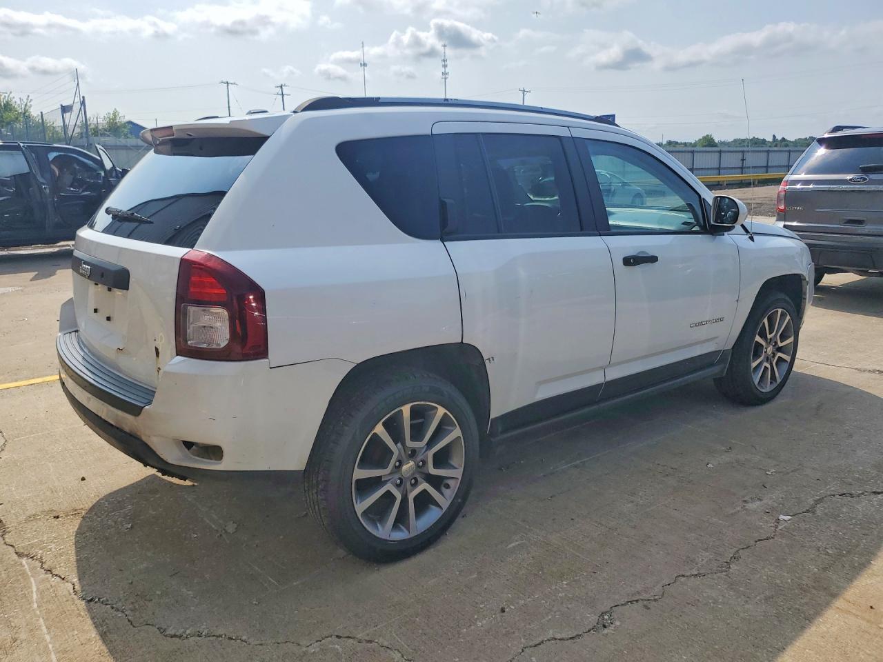 2017 Jeep Compass Sport - Image 3