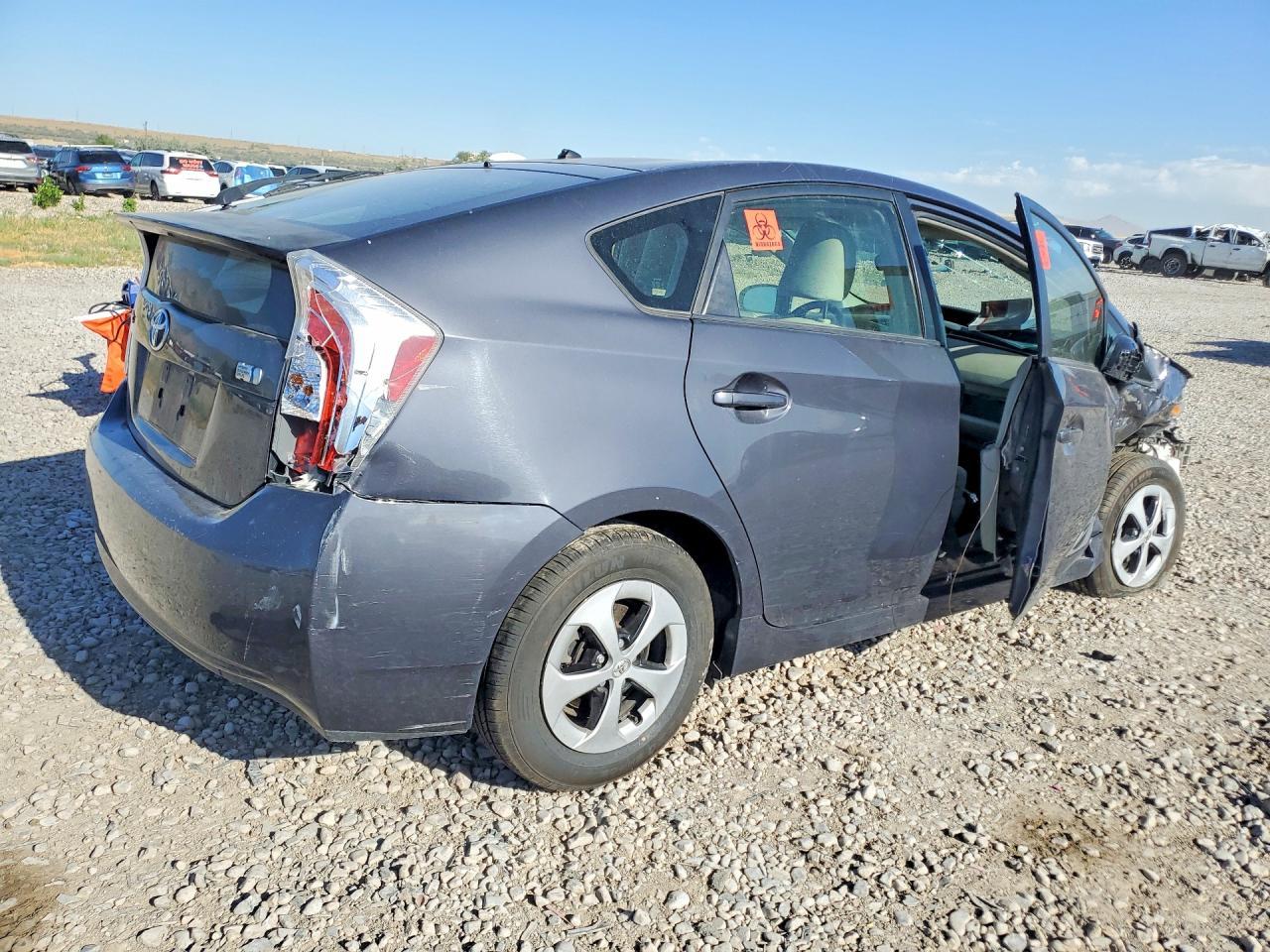 2012 Toyota Prius Two - Фото 3