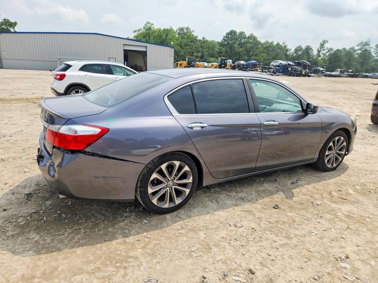 2013 Honda Accord Sport - Image 3