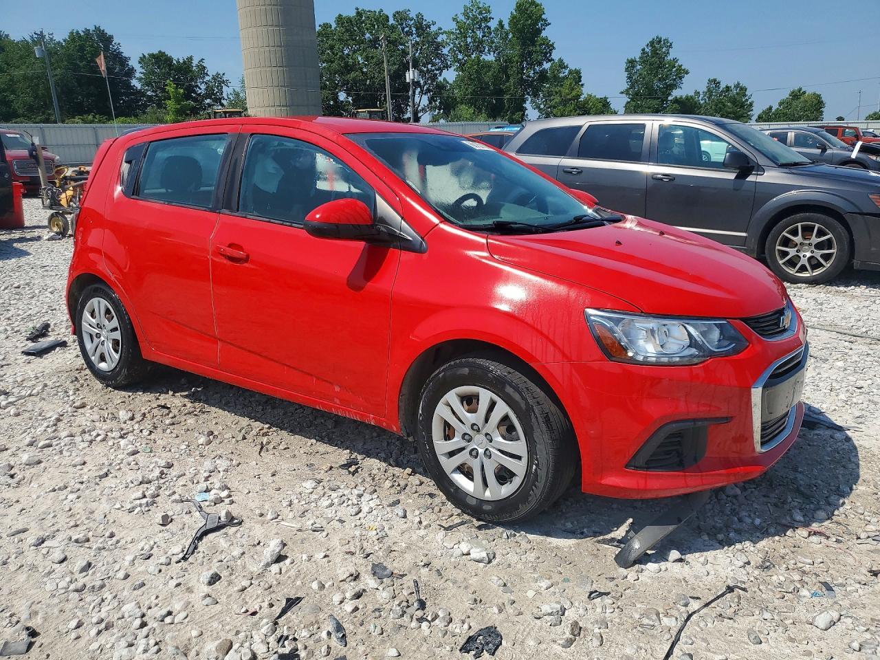 2020 Chevrolet Sonic - Фото 4