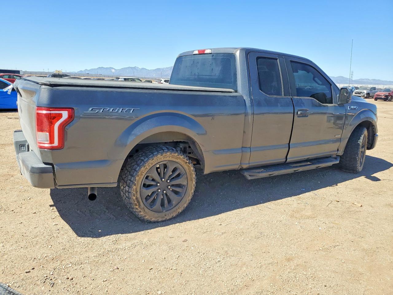 2016 Ford F150 Super Cab - Фото 3