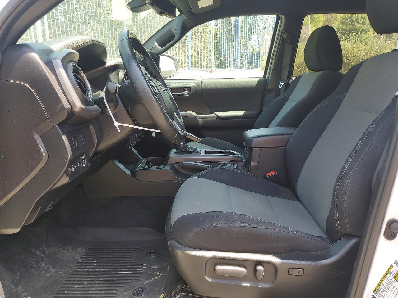 2023 Toyota Tacoma Trd Sport - Image 7