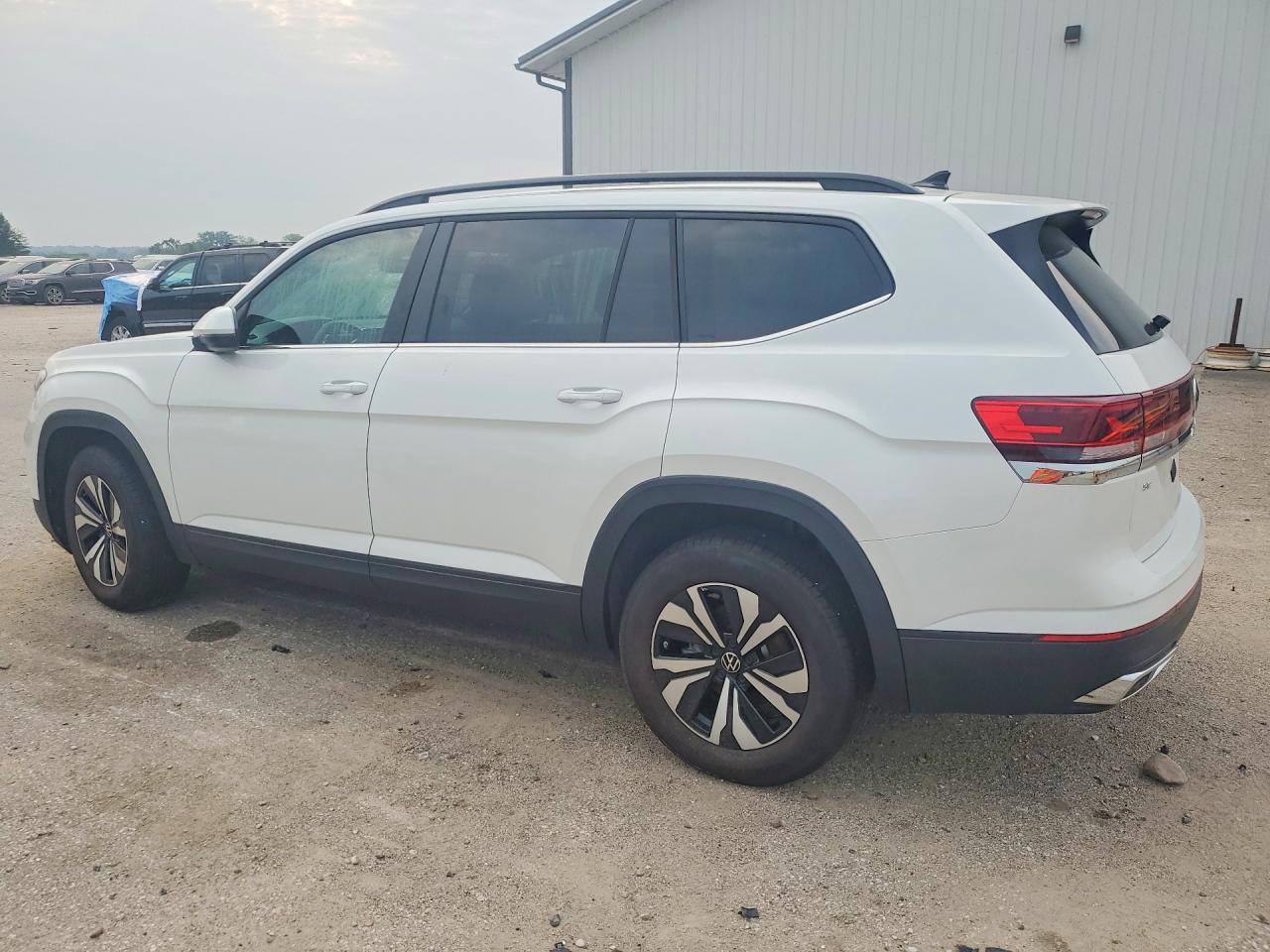 2026 Volkswagen Atlas Se - Image 2