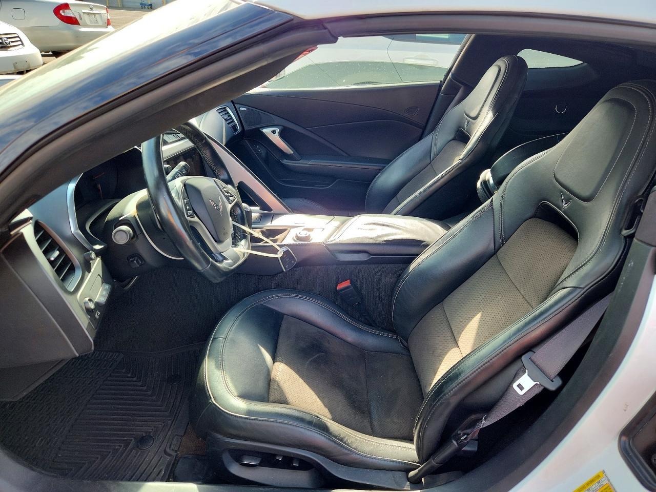 2016 Chevrolet Corvette Stingray 2Lt - Image 7