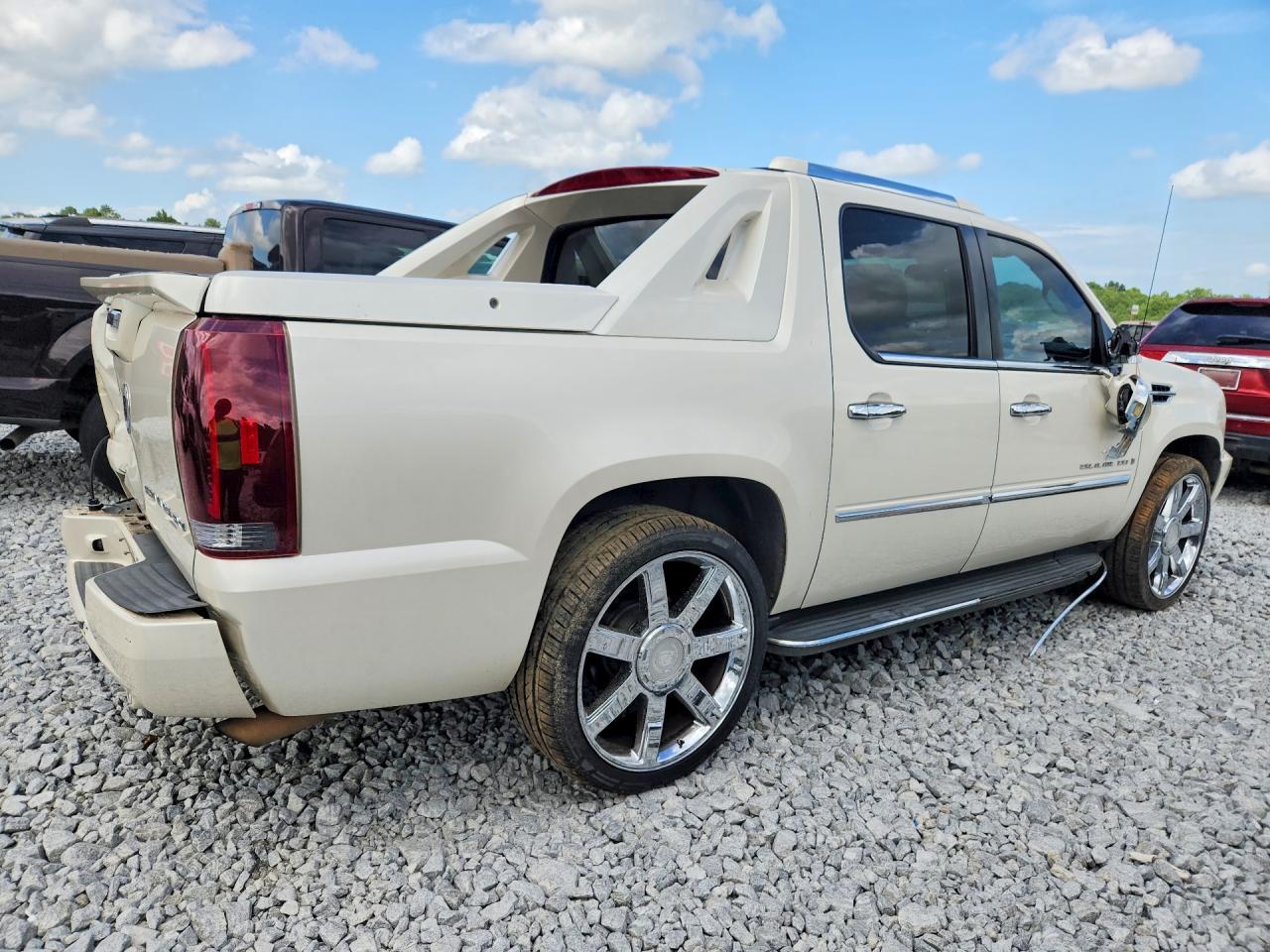 2007 Cadillac Escalade Ext - Image 3