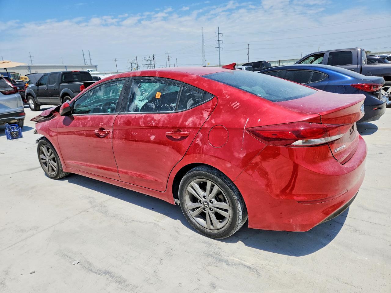 2018 Hyundai Elantra Sel - Фото 2