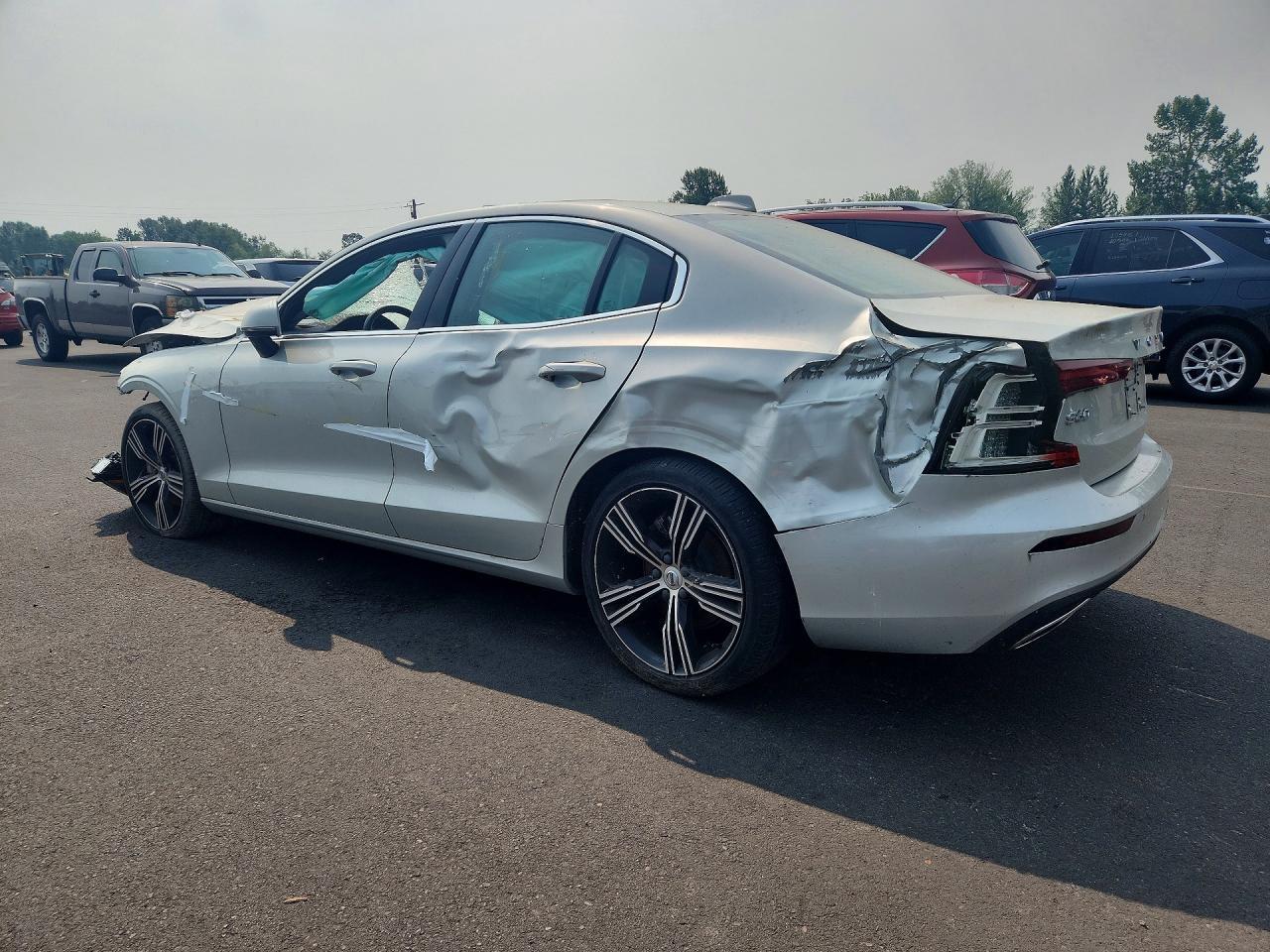 2019 Volvo S60 T5 Inscription - Image 2