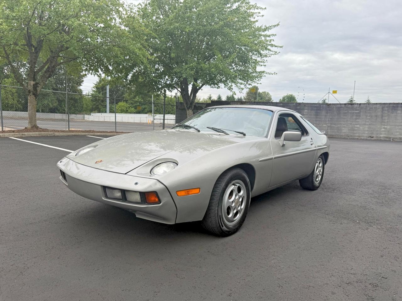 1982 Porsche 928 - Фото 2