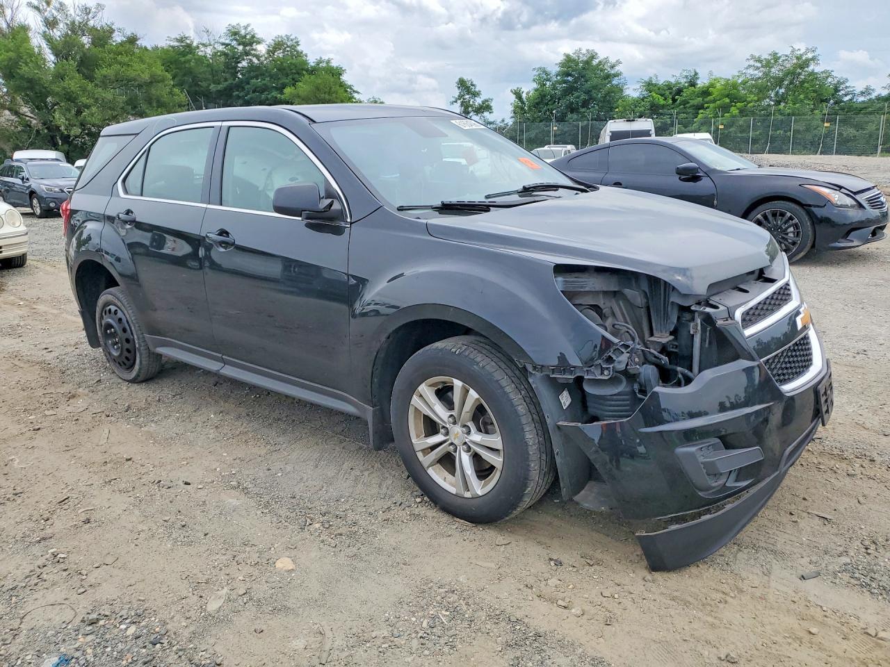 2015 Chevrolet Equinox Ls - Image 4