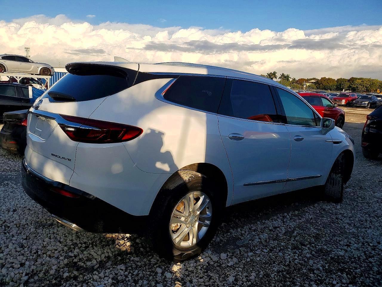 2018 Buick Enclave Essence - Фото 3