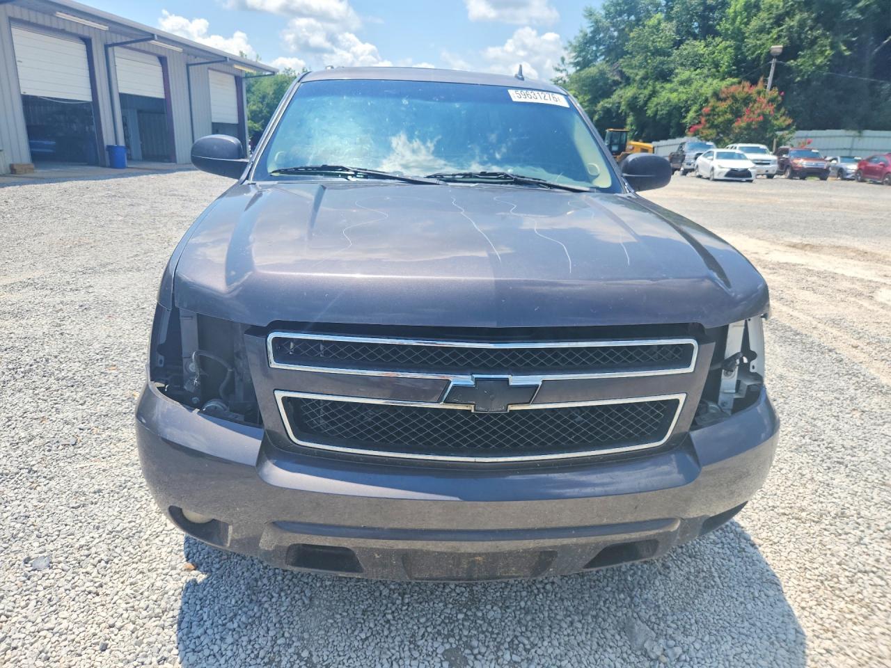 2010 Chevrolet Suburban C1500 Lt - Фото 5