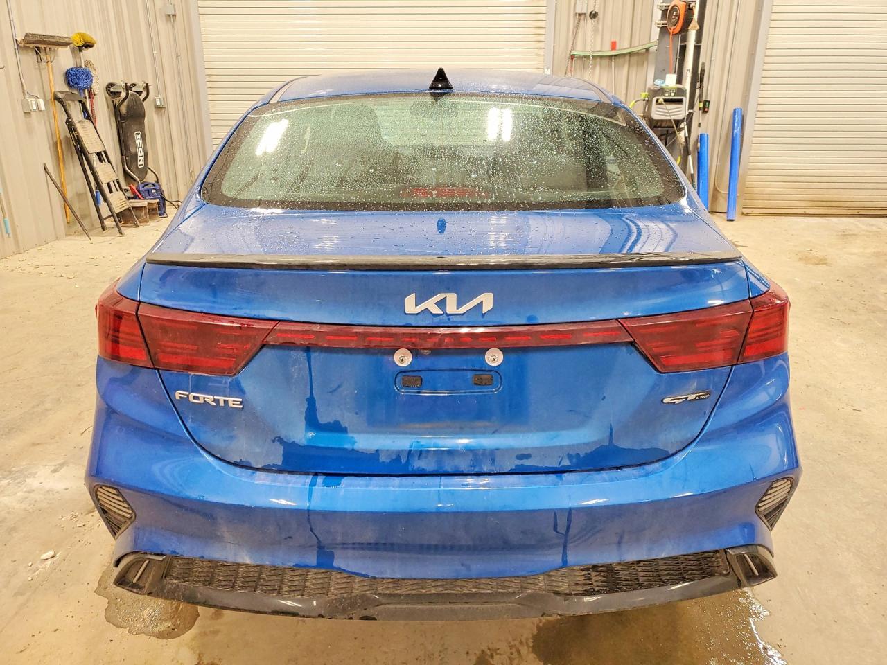 2023 Kia Forte Gt Line - Image 6