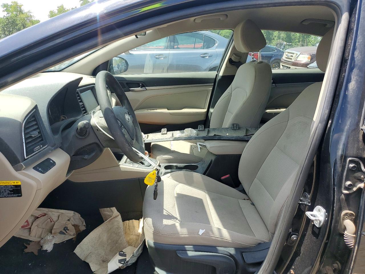2017 Hyundai Elantra Se - Image 7