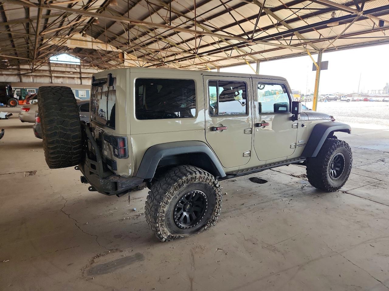 2017 Jeep Wrangler Unlimited Rubicon - Фото 3