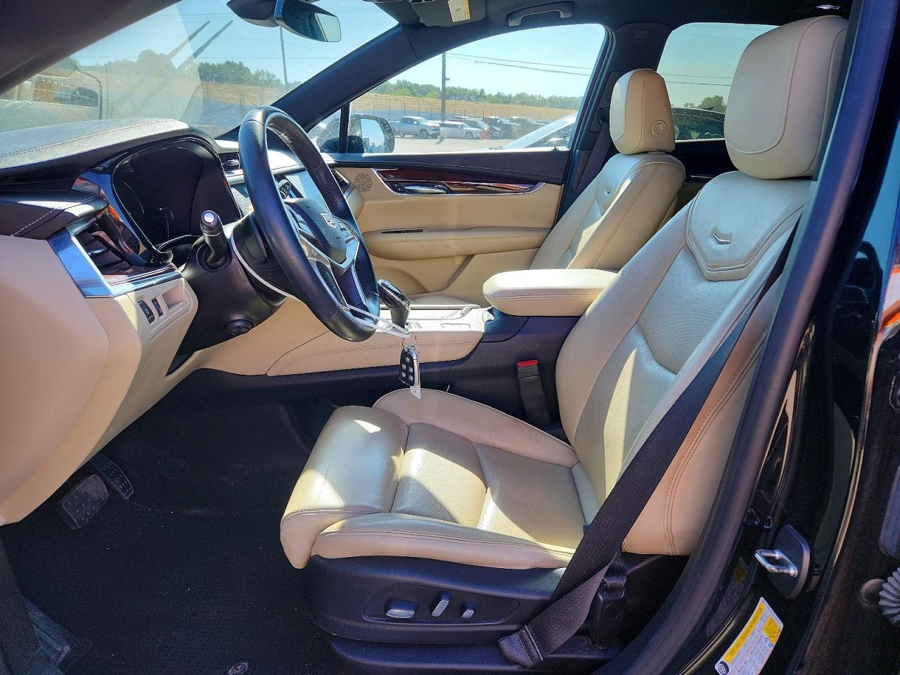 2017 Cadillac Xt5 Luxury - Image 7