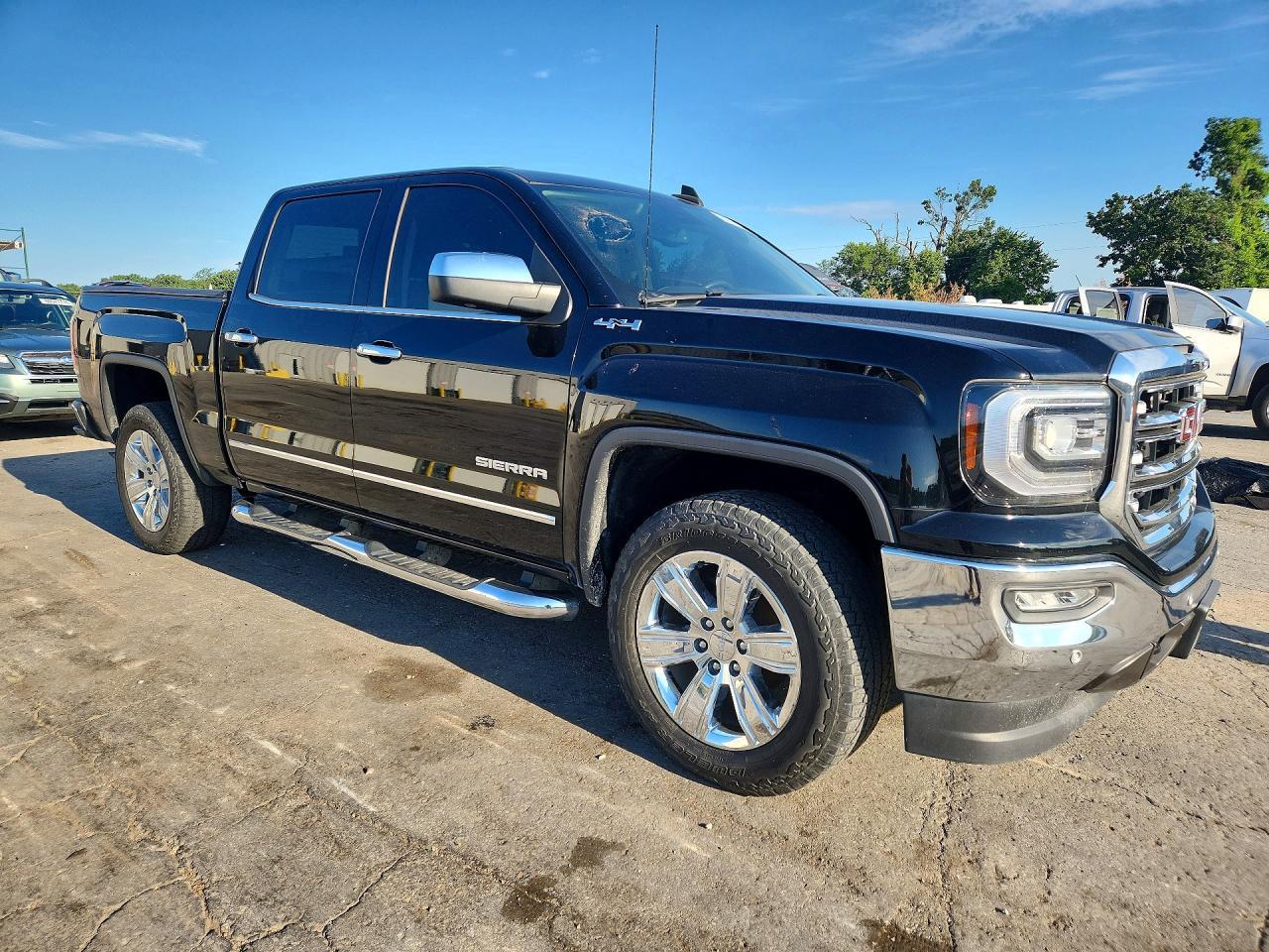 2017 GMC Sierra K1500 Slt - Image 4