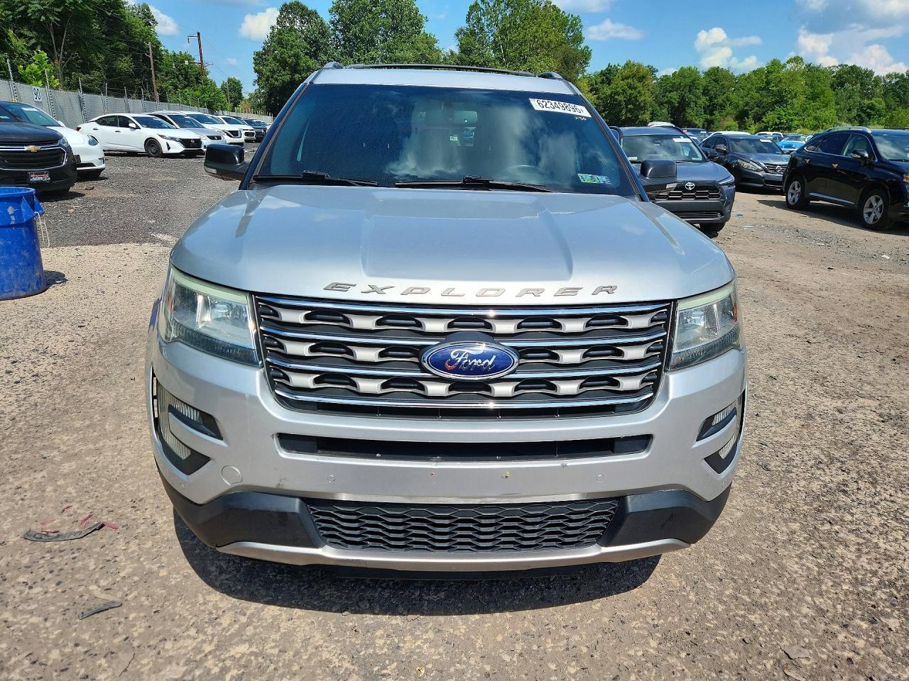 2016 Ford Explorer Xlt - Image 5