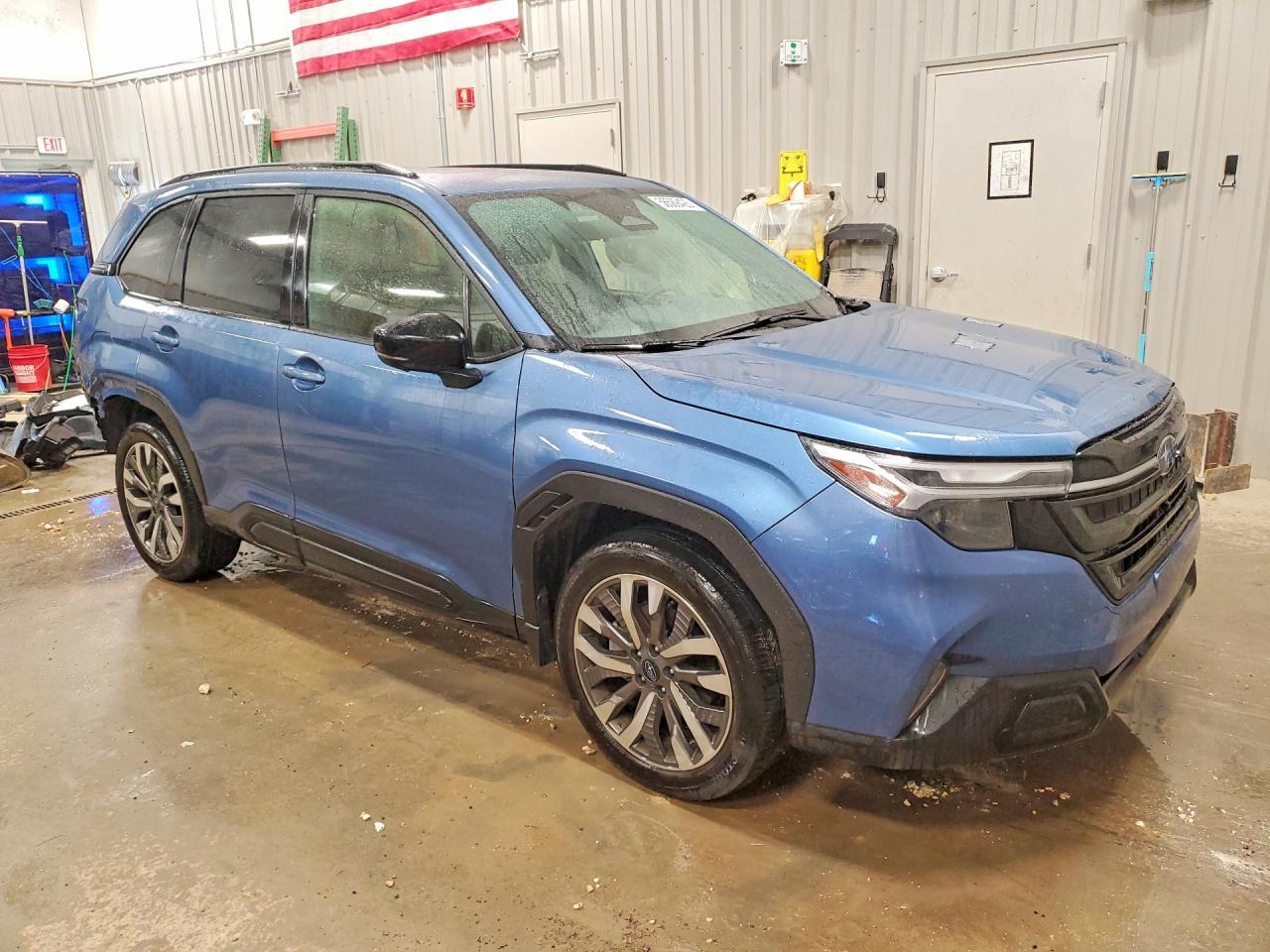 2025 Subaru Forester Touring - Фото 4