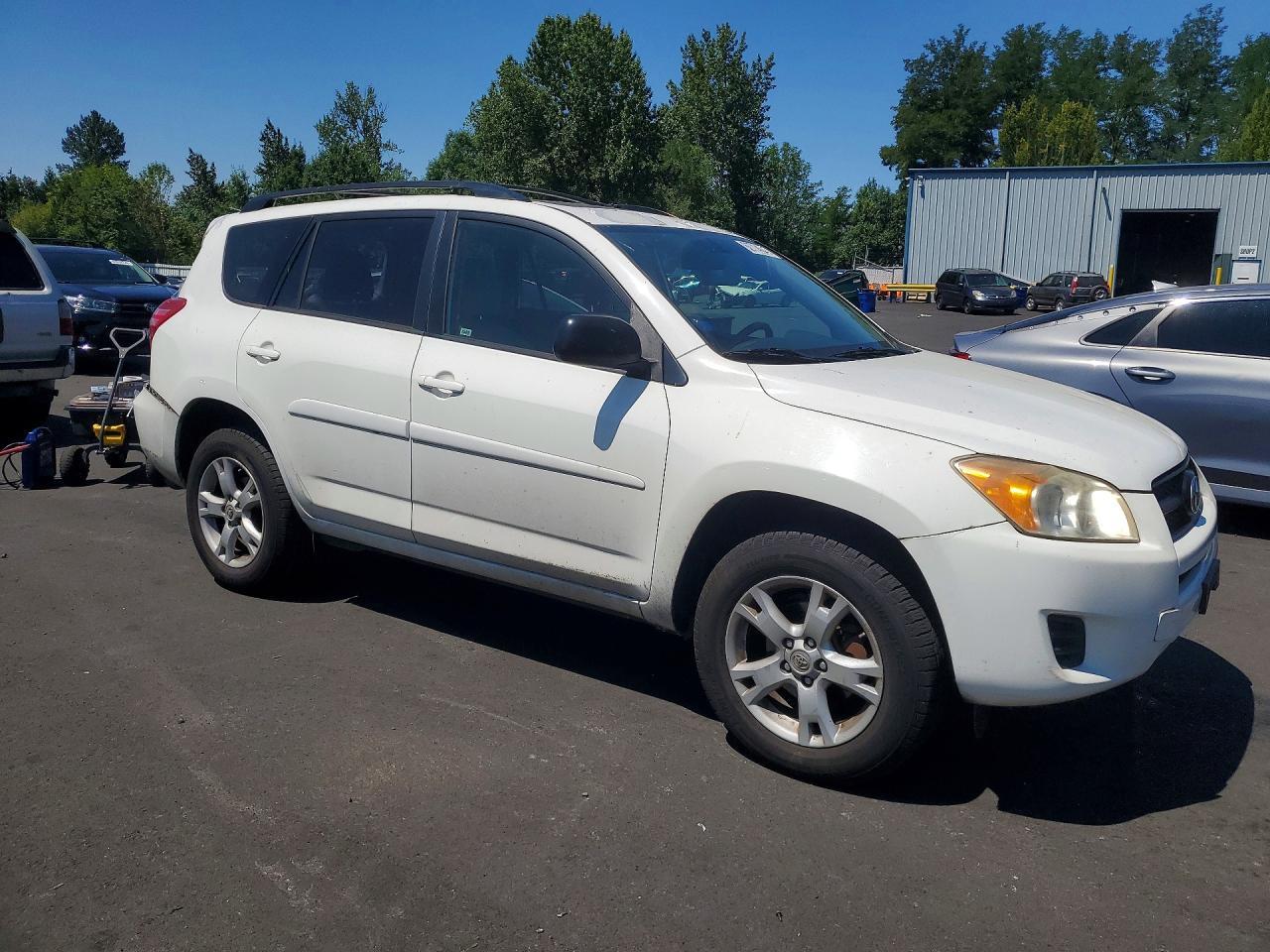 2012 Toyota Rav4 Base - Image 4