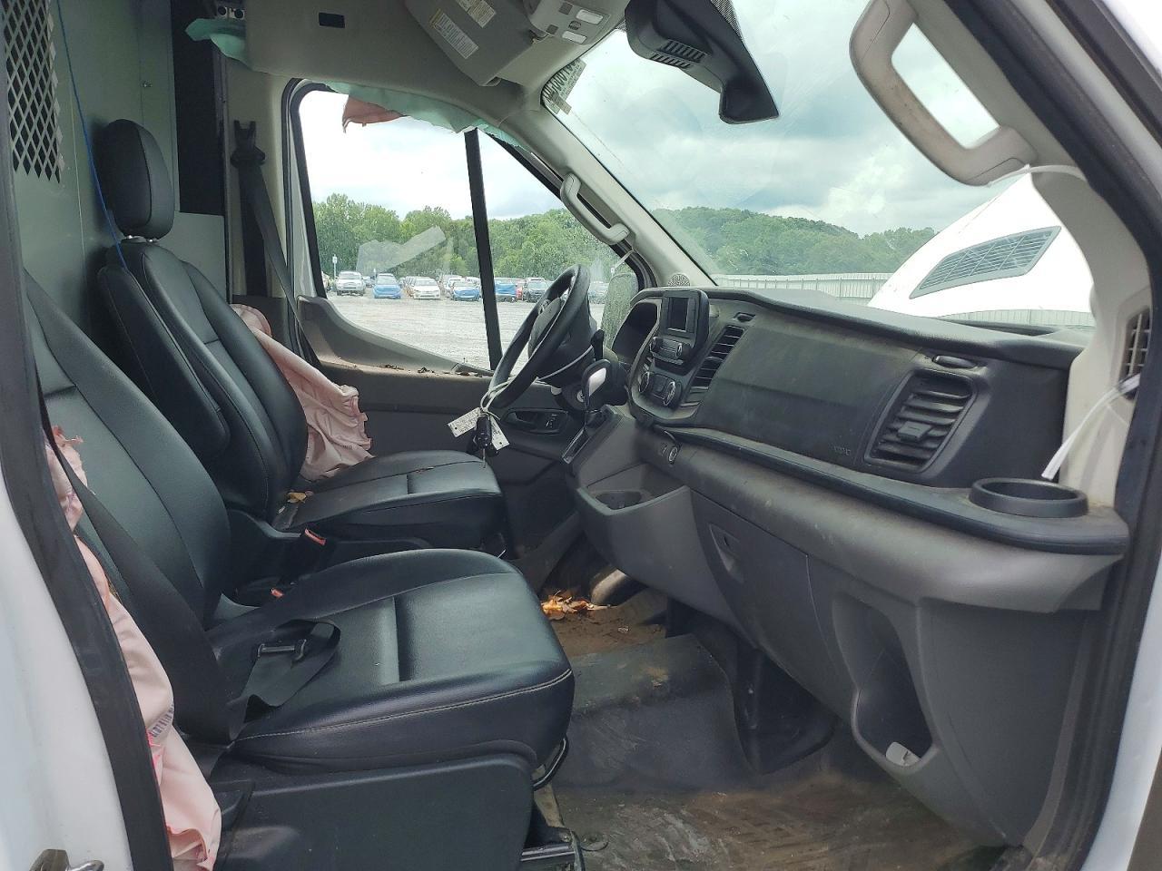 2023 Ford Transit T-250 - Image 7