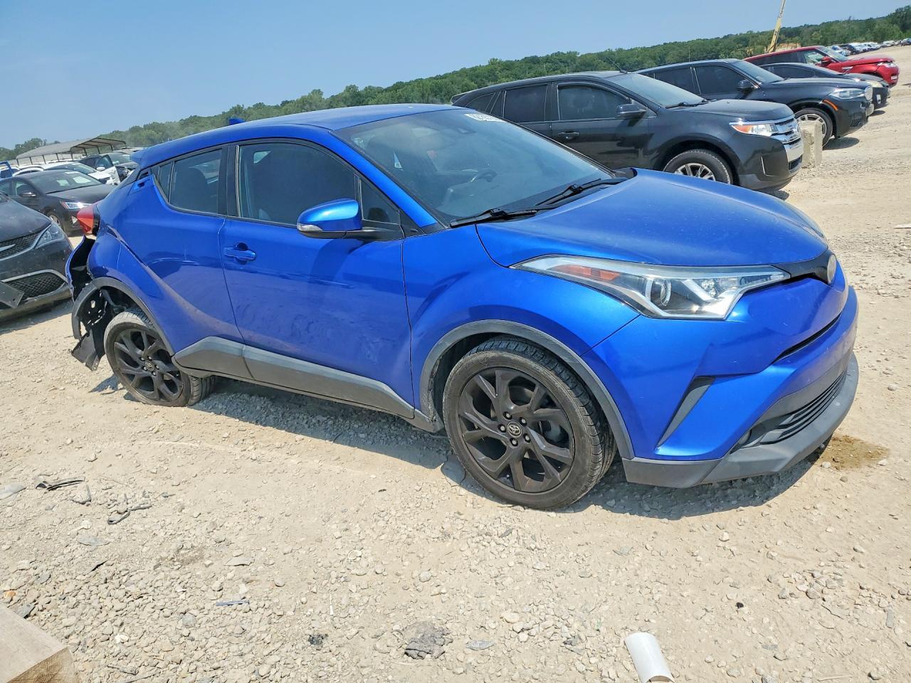 2018 Toyota C-Hr Xle Premium - Image 4