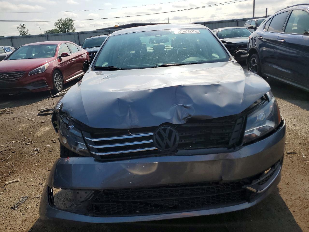 2014 Volkswagen Passat S - Фото 5