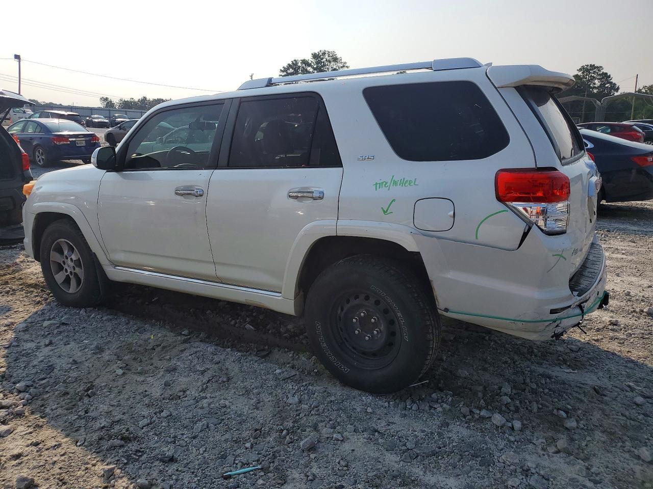 2012 Toyota 4Runner Sr5 - Фото 2