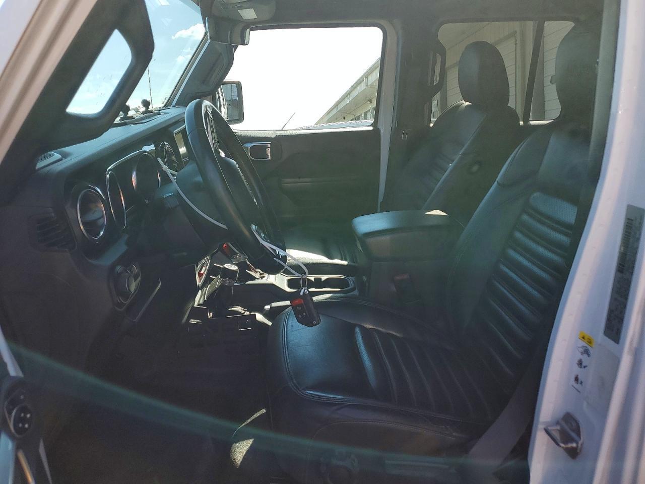 2020 Jeep Gladiator Rubicon - Фото 7