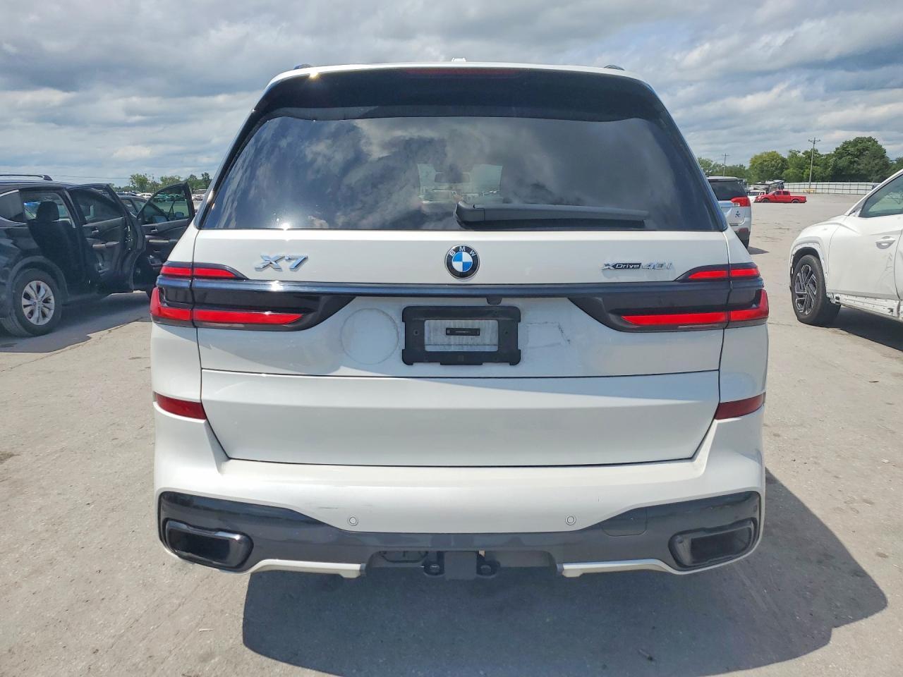 2024 BMW X7 xDrive40I - Фото 6