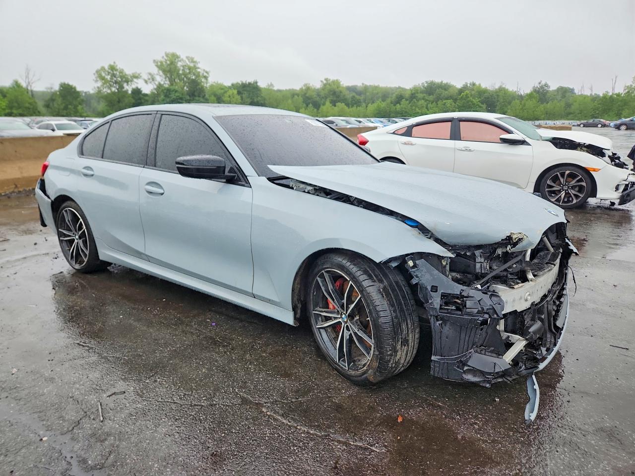 2024 BMW 330Xi - Фото 4