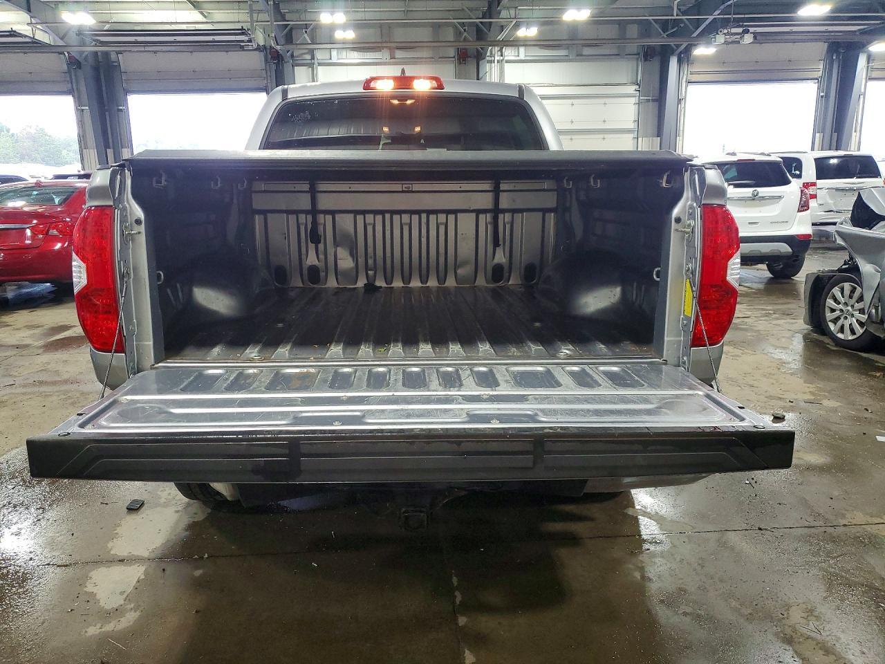 2020 Toyota Tundra Sr5 - Image 6