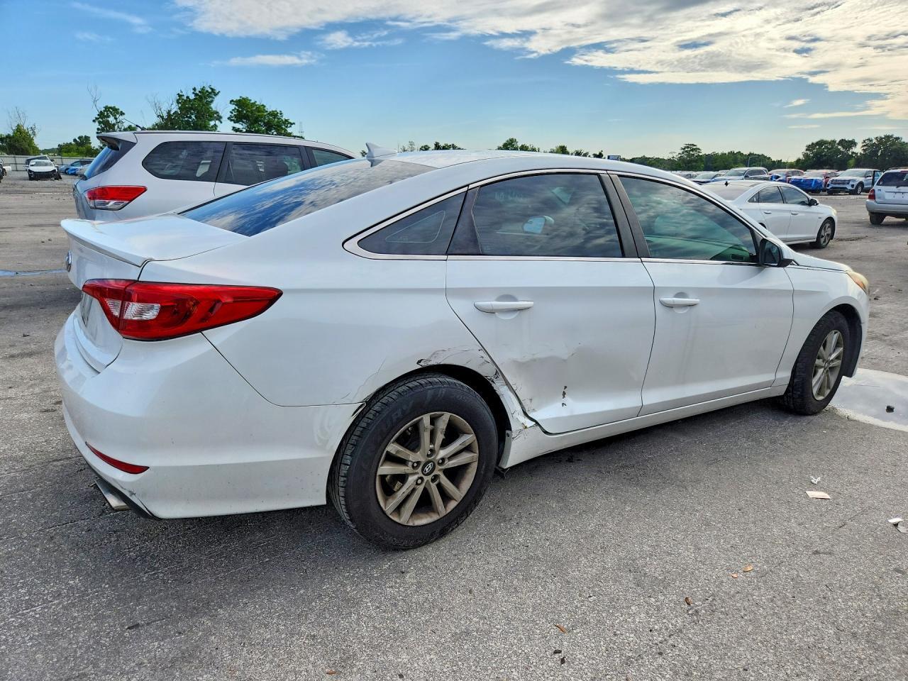 2017 Hyundai Sonata Se - Фото 3